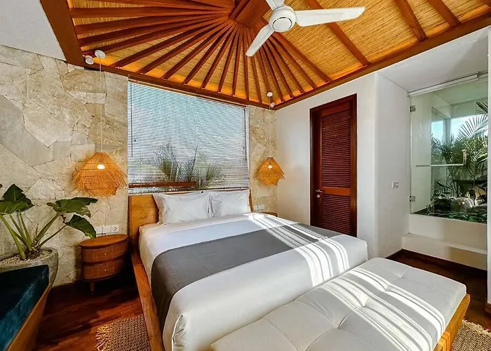 Nakula - Architectural 3 Level 5 Mins To * Canggu (Bali)