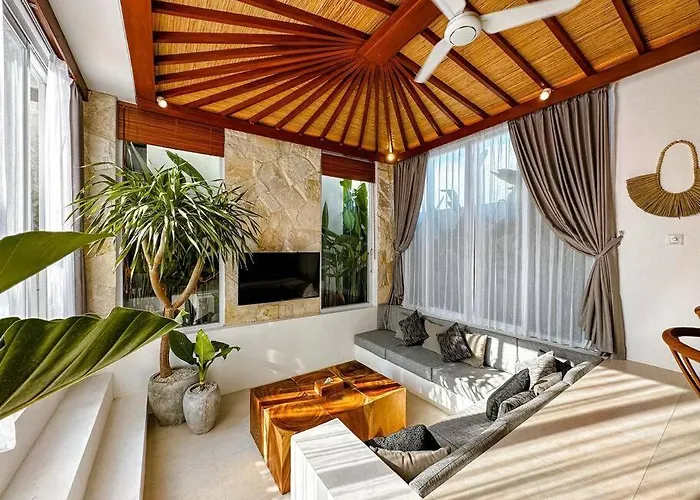 Nakula - Architectural 3 Level 5 Mins To *